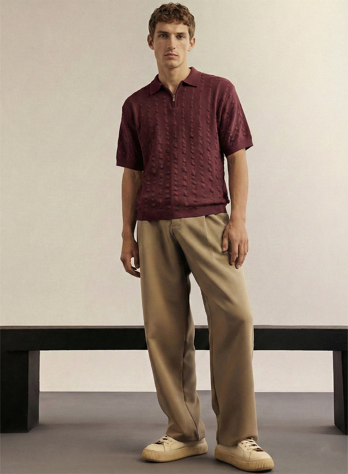 Stickad Pikétröja med Dragkedja | Oskar – Vinröd