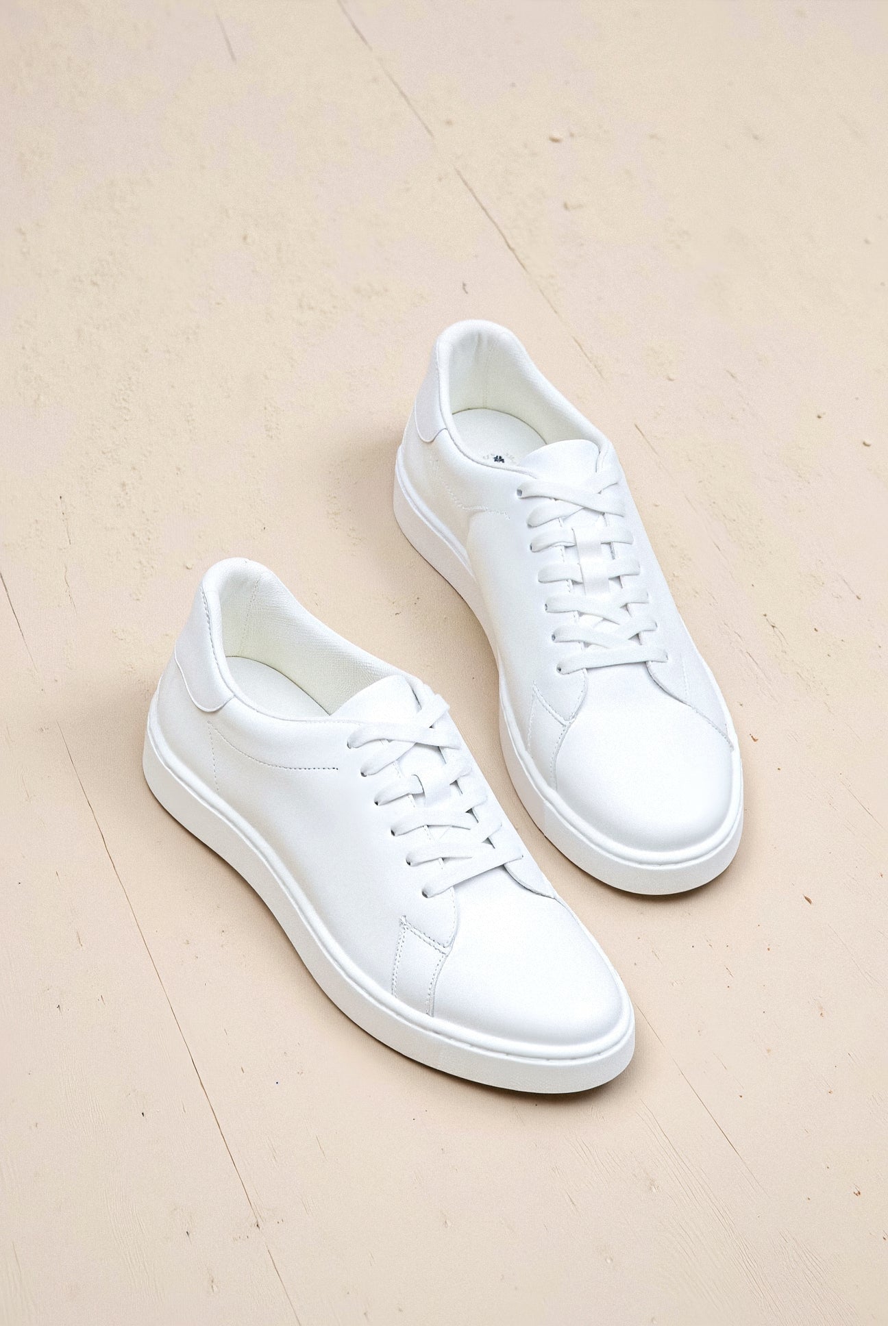 Läder Vit Sneakers Klassisk Design Regular Fit 4