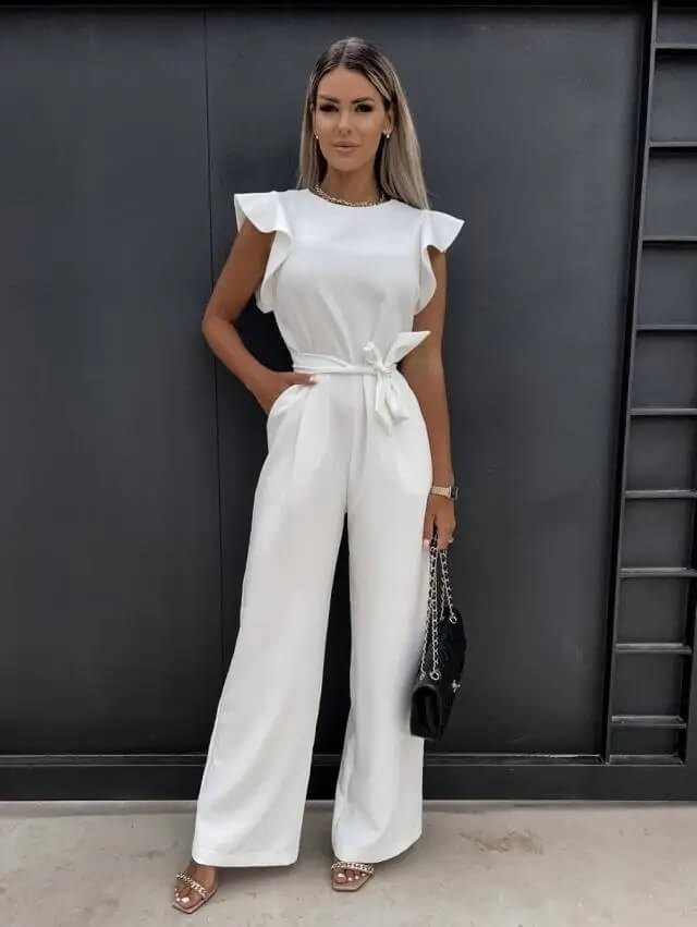 Sofistikerad jumpsuit med vida byxor 1